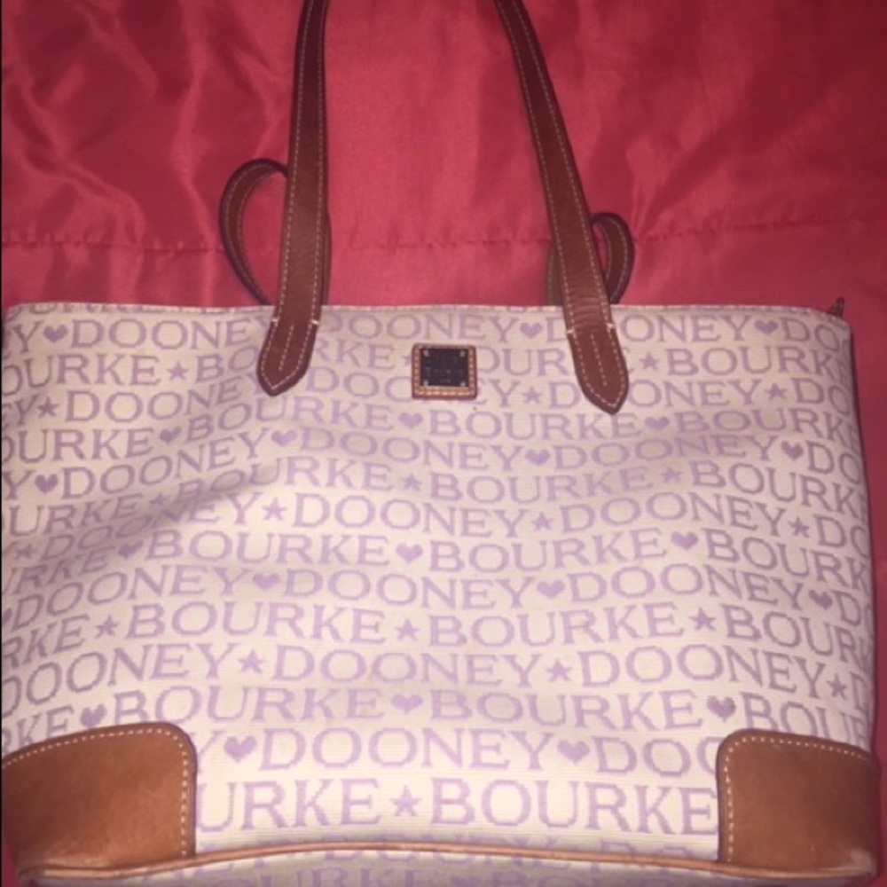 Dooney & Bourke